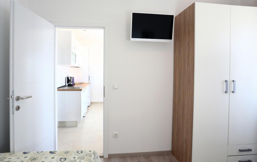 Apartment Smile Podstrana Kültér fotó